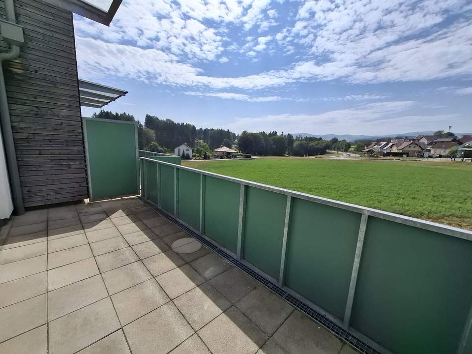 Euratsfeld- idyllische 3 Zimmerwohnung mit Grünblick