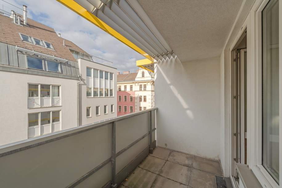 ++NEU++ Tolle 2-Zimmer Dachgeschosswohnung mit Balkon u. Loggia, tolle LAGE in 1080!, Wohnung-miete, 1.648,97,€, 1080 Wien 8., Josefstadt