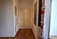 Kernsanierte 3-Zimmer-Wohnung mit Balkon und Blick ins Grüne