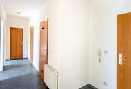 3-Zimmer-Wohnung mit Balkon inkl. Tiefgaragenlpatz + Parkplatz im Freien