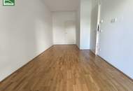 Hofseitige 2-Zimmer-Wohnung inklusive Einbauküche in bester Lage!