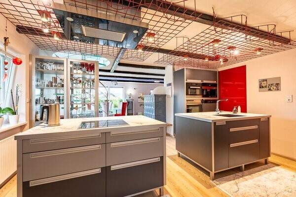 Stilvolles Wohnen im Grünen – Maisonette mit Aussicht &amp; Biotop in Toplage, Wohnung-kauf, 740.000,€, 4893 Vöcklabruck