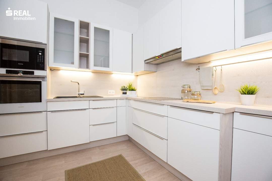 Wohnen - Büro - Praxis......alles ist hier möglich! 4-Zimmer Altbauwohnung in Baden