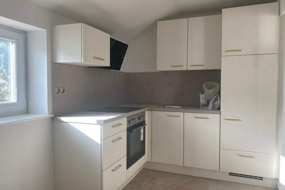 Wohnung im OG mit Parkplatz und eigenem Garten!, Wohnung-miete, 558,14,€, 2831 Neunkirchen