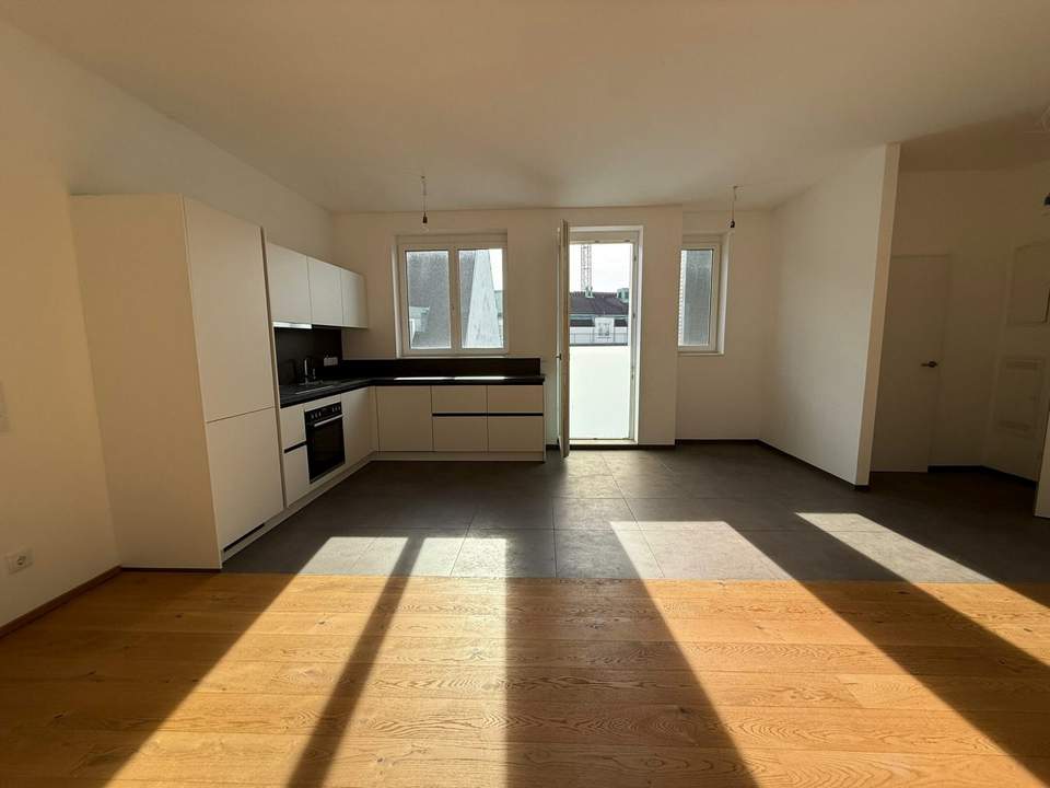 Urbanes flair nahe Naschmarkt- bis 2031 vermietet - 3-Zimmer-Dachgeschosswohnung
