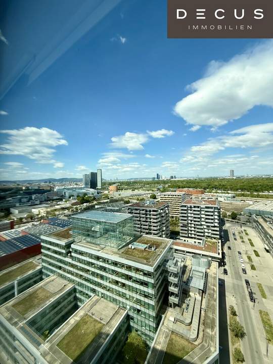 2-ZIMMER WOHNUNG IM GASOMETER | VOLL MÖBLIERT | TOLLER FERNBLICK | PERFEKT ANGEBUNDEN