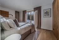 Luxuswohneinheit in exklusivem Zweifamilienwohnhaus in bester Wohngegend