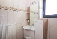 Großes Wohnhaus mit Entwicklungspotenzial und Traumaussicht