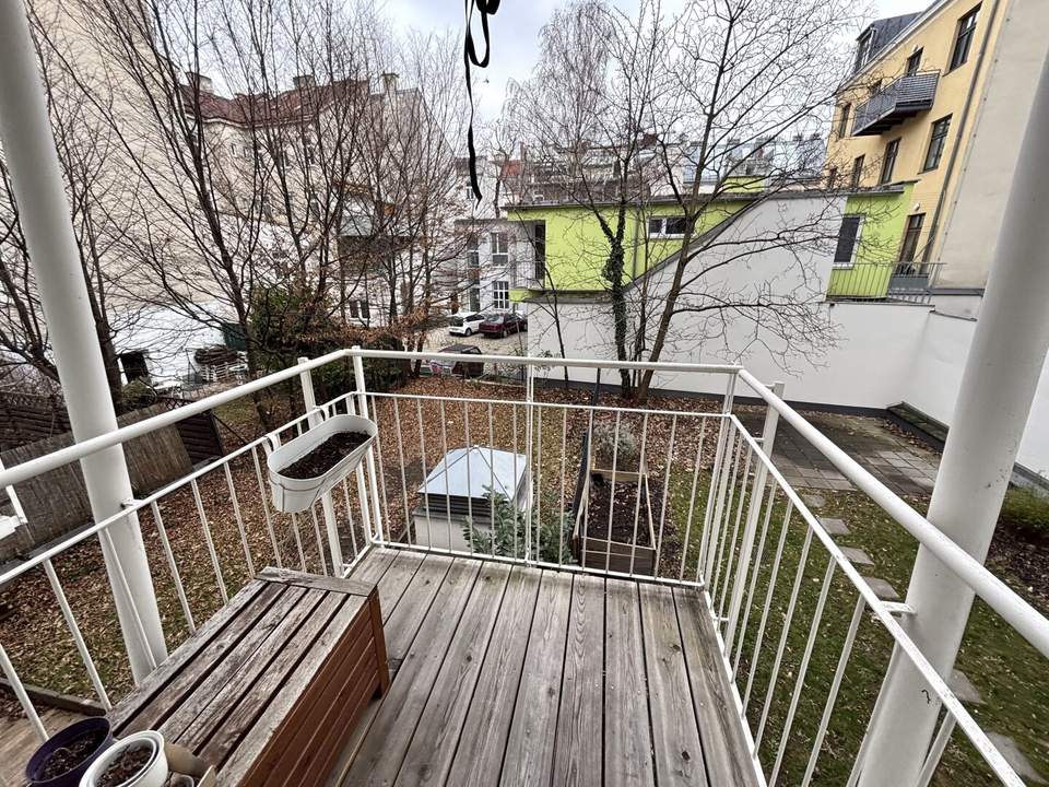 1180! Entzückende Garçonnière mit Balkon! Unbefristet vermietet!