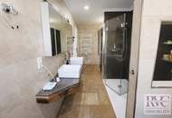 Exklusives, großzügiges Wohnhaus auf einem 1.600 m2 großen Grundstück, Pool &amp; traumhaften Weitblick