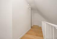 Galerie mit Wendeltreppe
