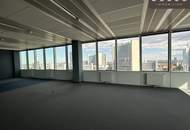 + + + BÜROS MIT AUSBLICK + + + IM SATURN TOWER + + +