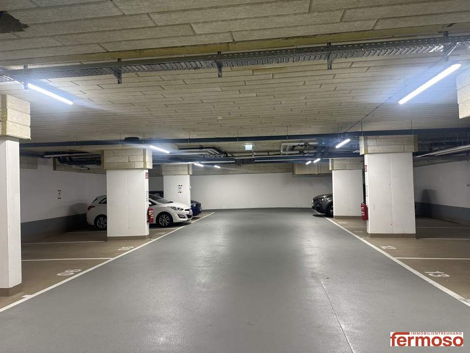 Tiefgaragenstellplätze in der Dresdner Straße 15, 1200 Wien – jetzt verfügbar!