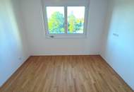 Erstbezug: Helle 3-Zimmer-Wohnung mit Loggia und Top-Anbindung in der Perfektastraße