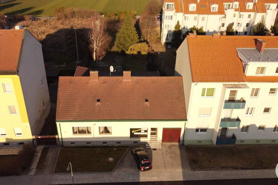 Mehrfamilienhaus nähe Bahnhof mit 587m2 großem Grund!, Haus-kauf, 299.000,€, 2293 Gänserndorf