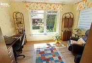 2241 Schönkirchen: Rarität! Traumhafte Wohlfühloase samt Schwimmhalle in bester Lage!