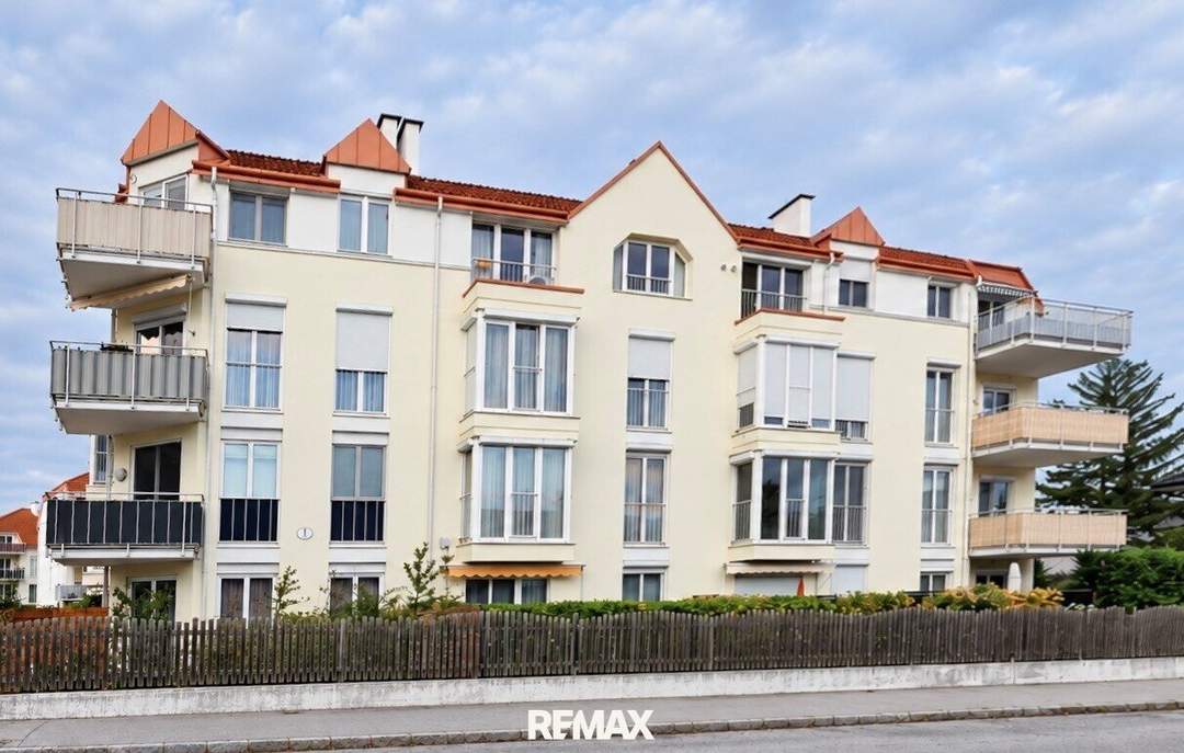 2 Zimmer in Baden zentral und ruhig.