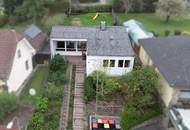 Projekt auf hervorragender Basis möglich - ehemaliger Kindergarten mit Garten erwerbbar!