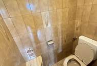 Schöne helle Dachgeschosswohnung in zentraler Lage