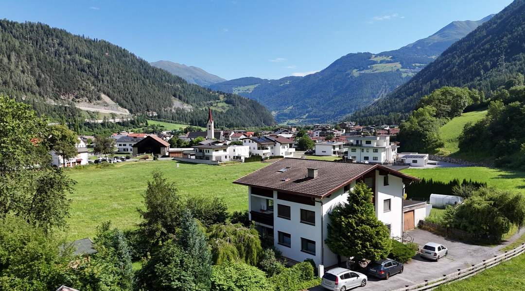 VERKAUFT!!!Ein Haus zum Leben, Gestalten und Wohlfühlen - traumhafte Grünfläche!