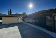 Unschlagbares Top-Angebot ! Luxuriöser Bungalow, hochwertige Ausstattung, zentrumsnahe, sonnige Ruhelage, Hohenems, Grenznähe: Schweiz 4 km / Liechtenstein 20 km / D 26 km, sehr geräumige 3-er-Garage/FB, Sackgasse, Vielzahl privater Außenstellplätze.