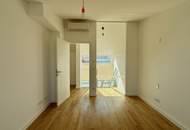 Exklusive 2-Zimmer-Dachgeschosswohnung mit Klimaanlage & beeindruckender Fensterfront in bester Lage der Josefstadt