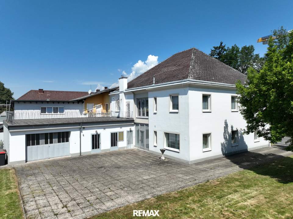 Großzügiges Wohnhaus mit weitläufigem Garten in St. Leonhard am Forst