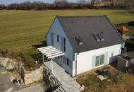 Lichtdurchflutetes, modernes, und großzügig angelegtes Einfamilienhaus mit traumhaftem Blick in die Natur!!