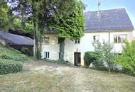 Ein-/Zweifamilienhaus mit Aussicht und Garage auf 788 m² Grund