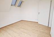 GRÜNBLICK, RUHELAGE, sonniges 46 m2 Dachgeschoß mit 20 m2 Terrasse, 2 Zimmer, Komplettküche, Wannenbad, Lavendelweg