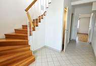 Fernblick auf der Terrasse - Weitblick beim Investment! Wohnen im Dachgeschoss mit WOW-Effekt! Traumhaft saniertes Altbauhaus + Hofseitige Terrasse + Tolle Infrastruktur und Anbindung + Lebensqualität pur!