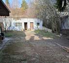 Grundstück mit Bastlerhaus