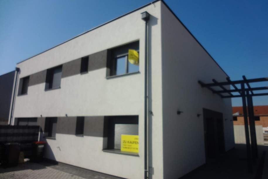 Preisreduziert - Moderne Doppelhaushälfte mit PV-Anlage, Terrasse und Garten !, Haus-kauf, 649.000,€, 2322 Bruck an der Leitha