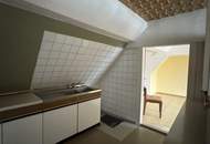 "KAUFANBOT vorhanden" Sanierungsbedürftiges Mehrfamilienhaus mit großem Grundstück in Stadtlage Knittelfeld