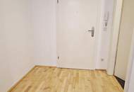 HÖRLGASSE BEIM SCHLICKPLATZ, gepflegte 45 m2 Neubau, 2 Zimmer, Komplettküche, Duschbad, Parketten, 2. Liftstock