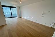 ERSTBEZUG: Hochwertige 2-Zimmer-Wohnung im 13. Stock mit Blick Richtung Kahlenberg!