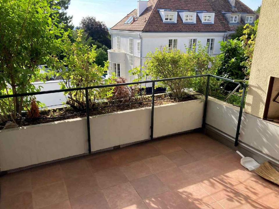 Kaasgrabengasse: Sonnige Neubauwohnung mit Kamin I 2 Balkonen I Garage