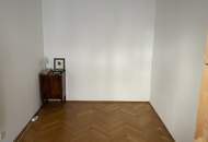 Gemütlich - hofseitig - zentrumsnah: 2 Zimmer Wohnung - sofort beziehbar - U4 Kettenbrückengasse