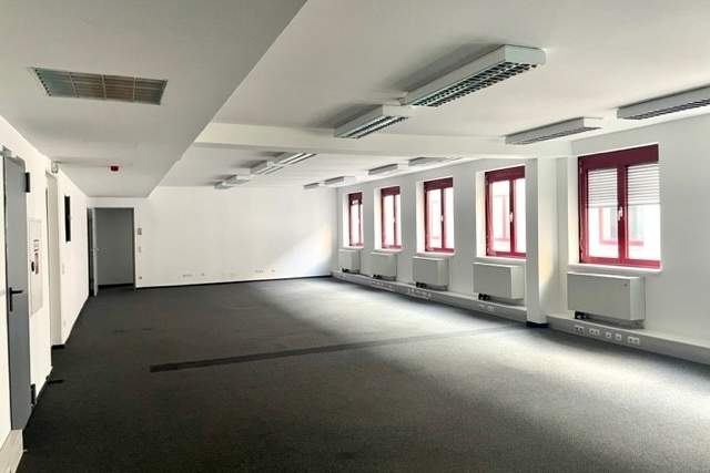 Büros direkt auf der Mariahilfer Straße zu mieten, Gewerbeobjekt-miete, 16,00,€, 1060 Wien 6., Mariahilf