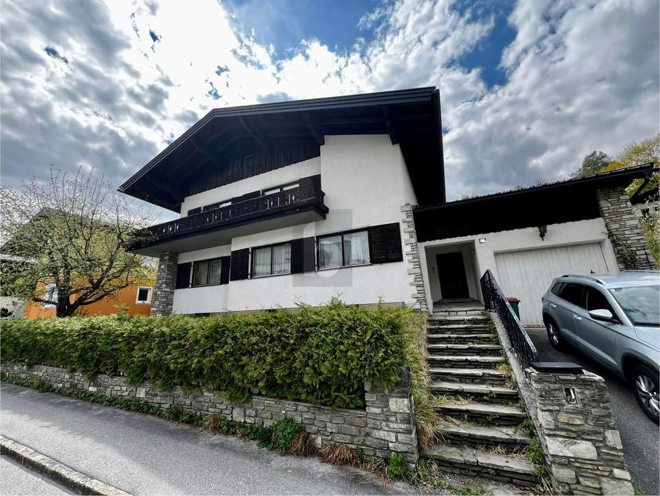 LAGE, LAGE, LAGE! VIEL POTENTIAL MIT SONNIGEM GARTEN