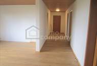 **Im Grünen** TOP – Mietwohnung in Zweifamilienhaus in sehr lockerer Streusiedlung