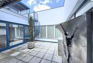 Modernes Atelier, Loft, Dachterrasse im Neunzehnten // Modern Studio, loft, roof terrace in the nineteenth //