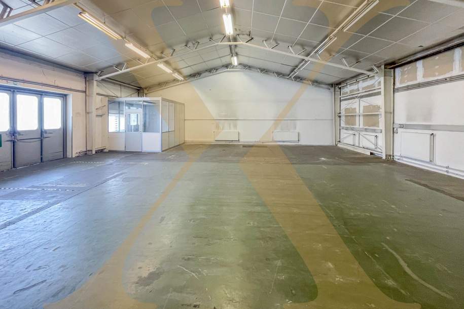 Lagerhalle inkl. Rampe und Lastenlift (Anlieferung EG) mit davorliegender Ladezone in Leonding zu vermieten!, Gewerbeobjekt-miete, 3.279,93,€, 4060 Linz-Land