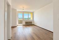 **** Teilsanierte 35,7-m² ruhige Stadtwohnung im 5.OG mit Loggia, Parkplatz und Keller – ideal für Singles, Graz-Pendler und Anleger ****