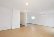 "Ihr neues Zuhause in Reichersdorf – Doppelhaushälfte mit Pool &amp; Traumgarten"