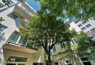Neuwertige Zwei-Zimmer-Altbauwohnung mit herrlicher Terrasse und Loggia direkt beim Naschmarkt