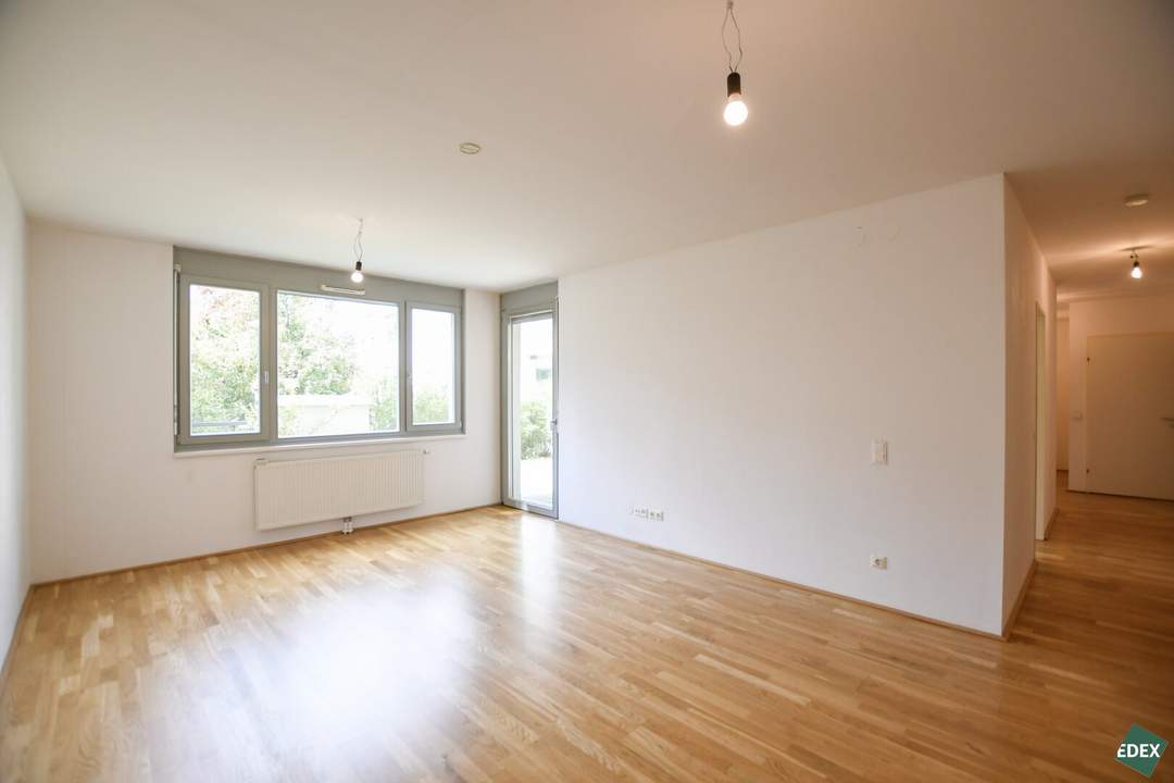 Moderne 4-Zimmer Wohnung mit Garten und Terrasse nahe Siemens AG