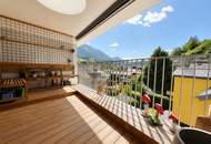 HELLE LOGGIA MIT VIEL SONNE UND PRIVATSPHÄRE, ZENTRAL GELEGEN