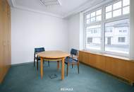 Entwicklungsfähiges Wohn- und Geschäftshaus in gut angebundener Lage von Steinerkirchen