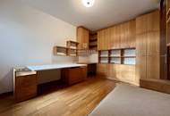 Gepflegte 4-Zimmer-Wohnung in beliebter Lage in St. Peter! Zwei Terrassen, Tiefgaragenplatz, Lift!